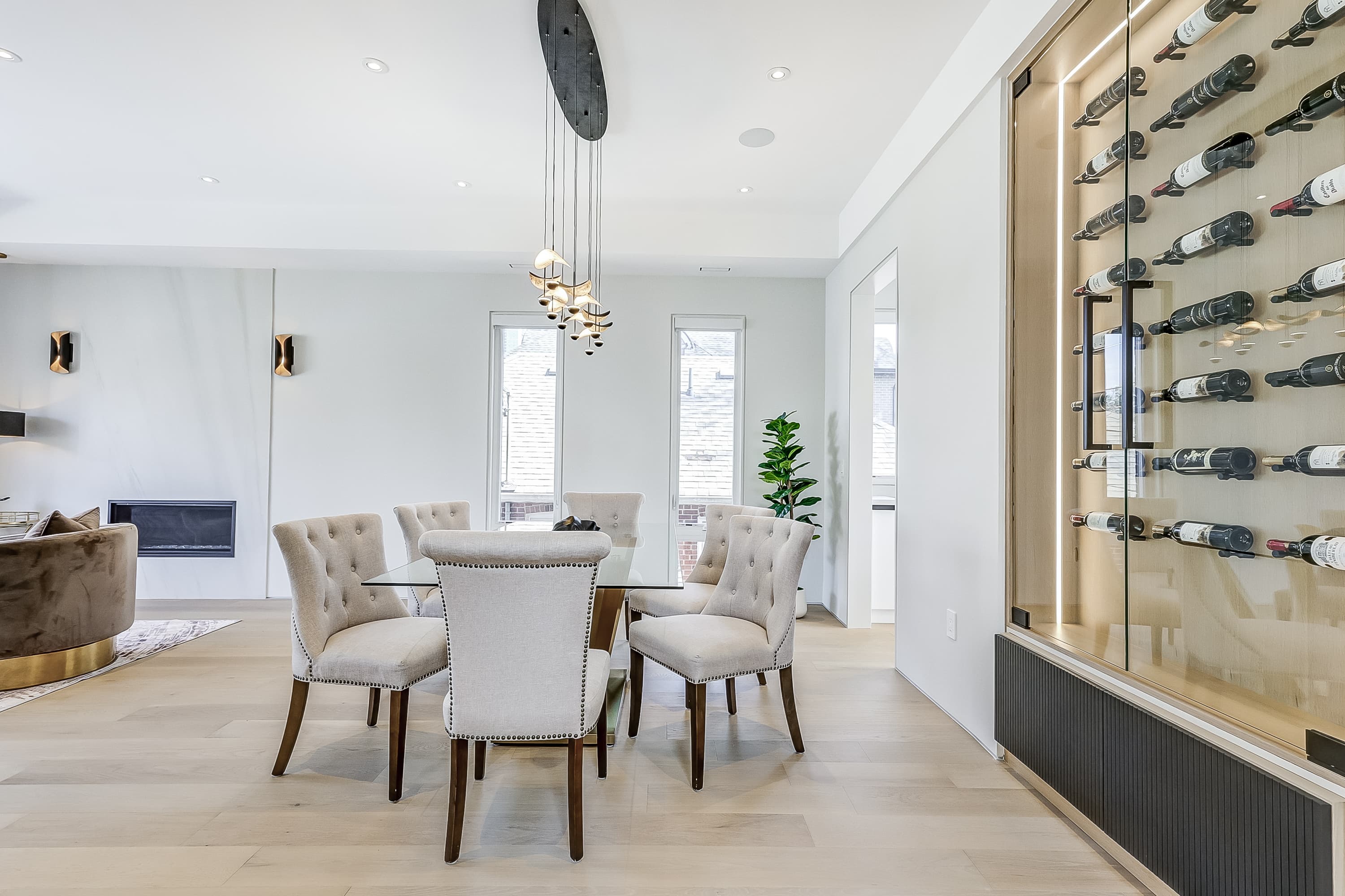 Poyntz Avenue, dining area with wine wall