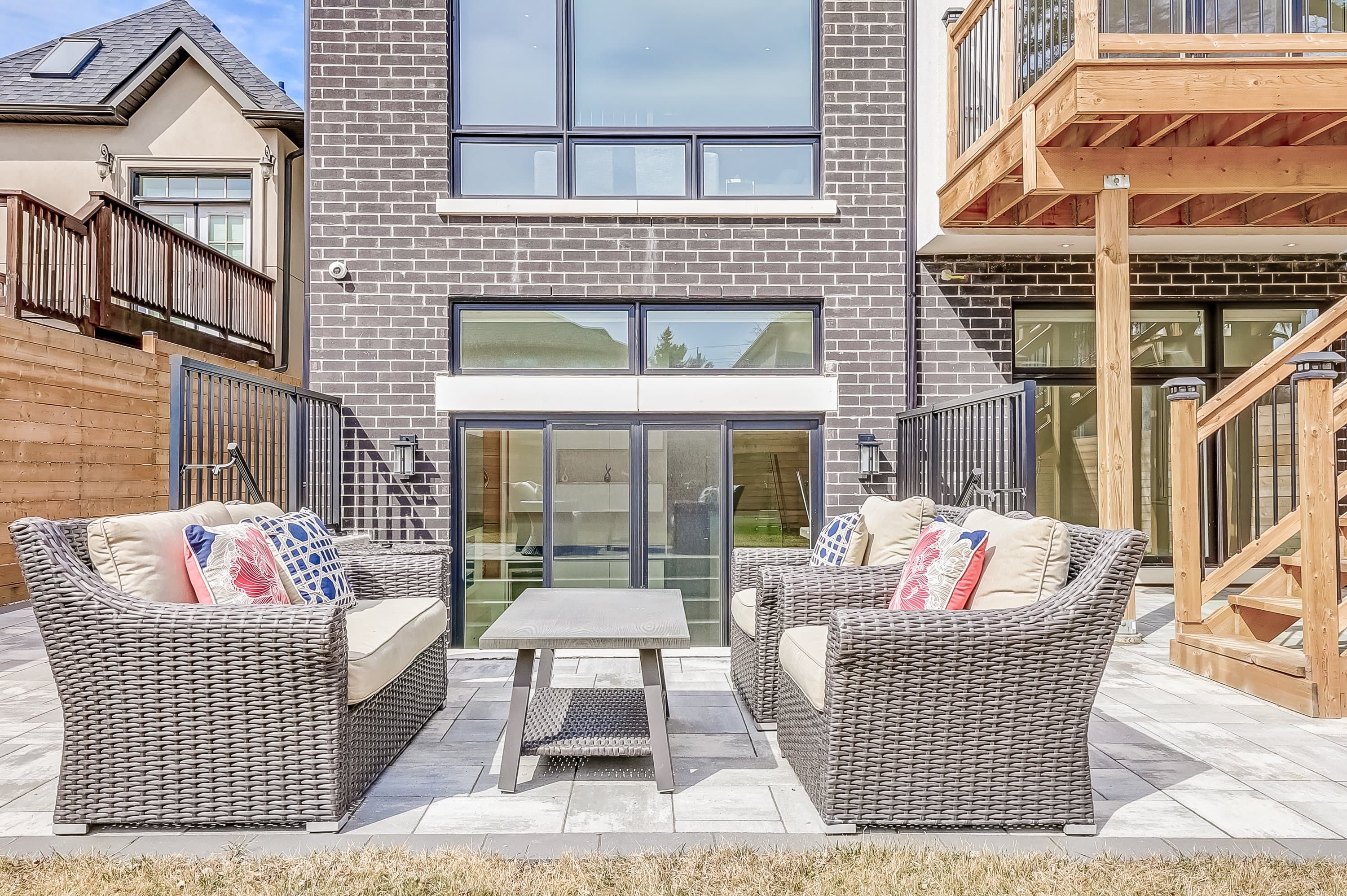 Poyntz Avenue, backyard patio