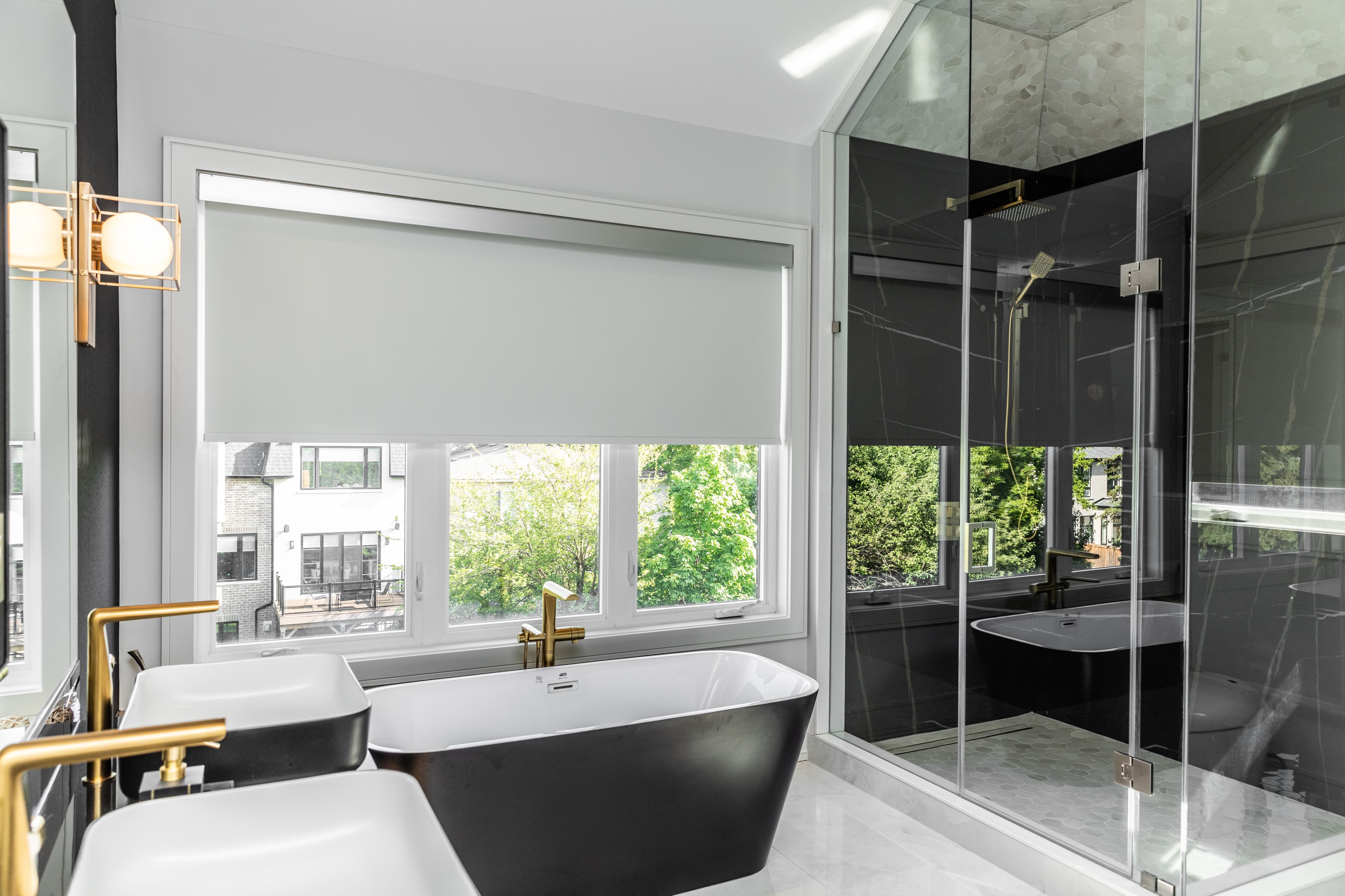 Terrace, ensuite bathroom with black marble shower